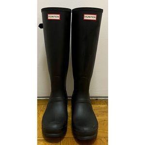 Women’s Black Hunter Tall Boots Adjustable Calf Size 9